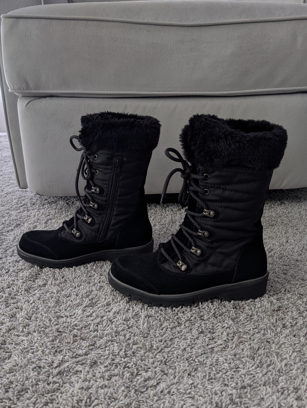 Women's Baretraps Satin Lace Up Cold Weather Boots